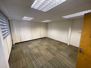 Stonestile Rd, Headcorn for lease Interior Photo- Image 1 of 7