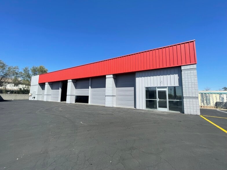 17029 N Cave Creek Rd, Phoenix, AZ for lease - Building Photo - Image 2 of 2