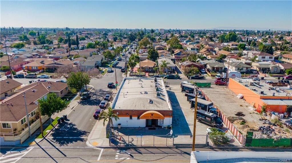 40554057 E 52nd St, Maywood, CA 90270