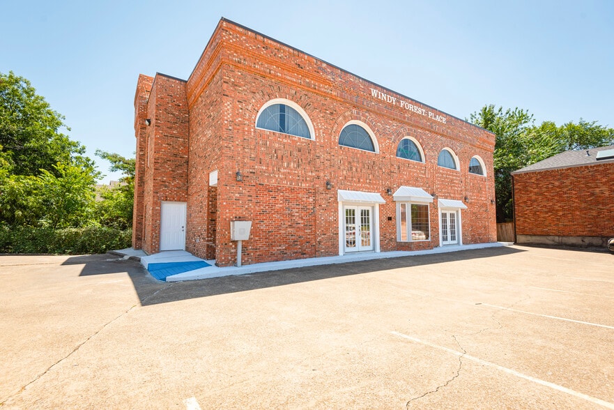 9638 Greenville Ave, Dallas, TX for lease - Building Photo - Image 3 of 23