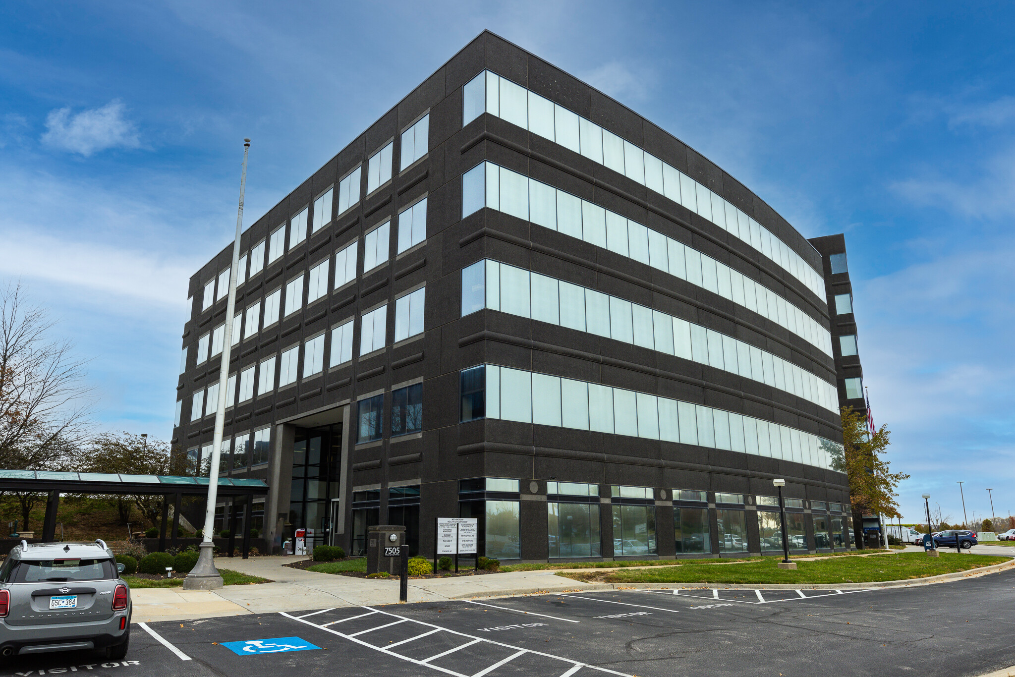 7505 NW Tiffany Springs Pky, Kansas City, MO for lease Building Photo- Image 1 of 17