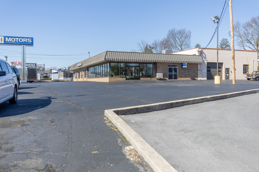 545 W Loudon St, Chambersburg, PA for sale - Building Photo - Image 3 of 13