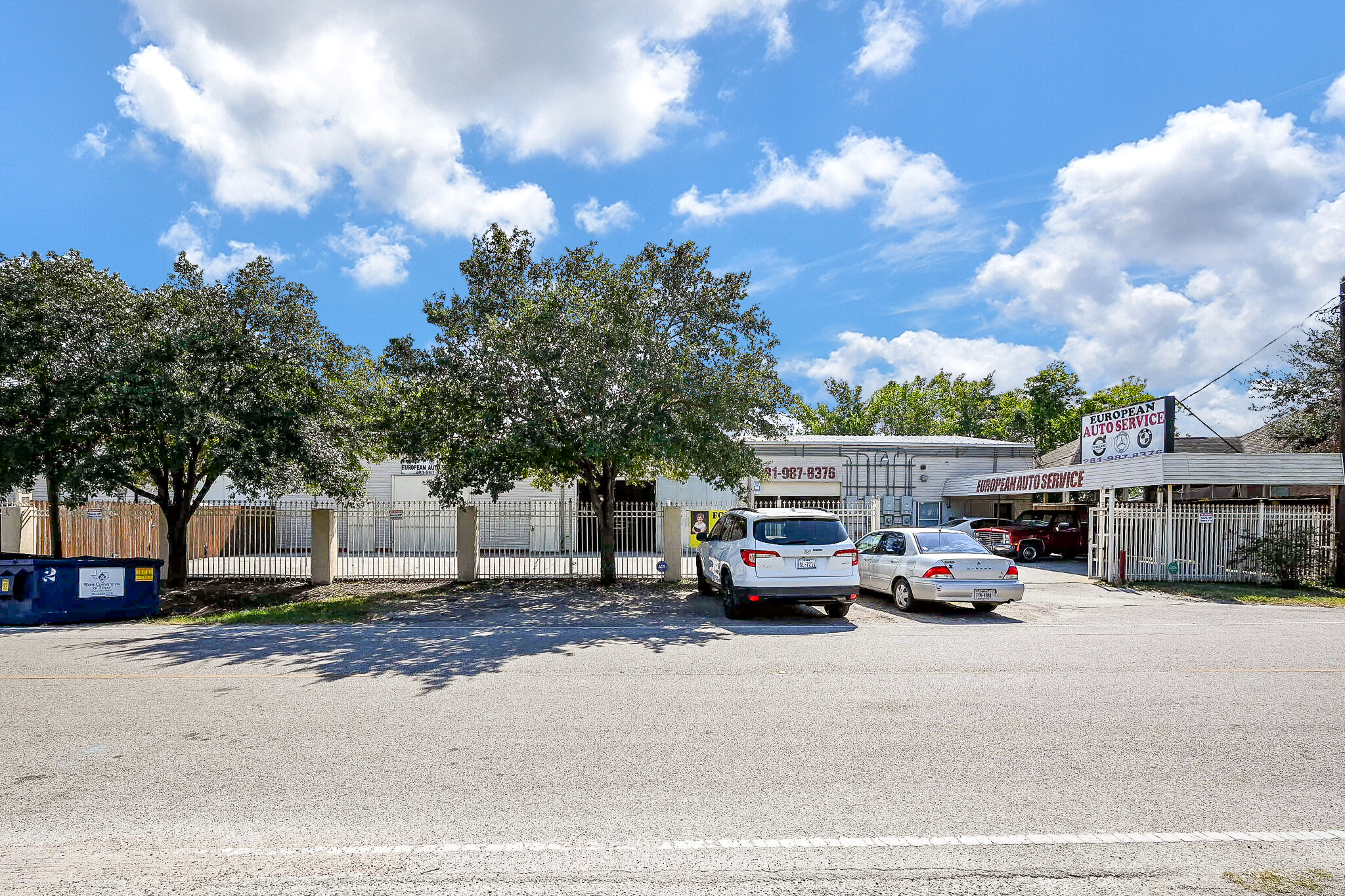 3714 Three Sisters, Houston, TX for lease Building Photo- Image 1 of 32