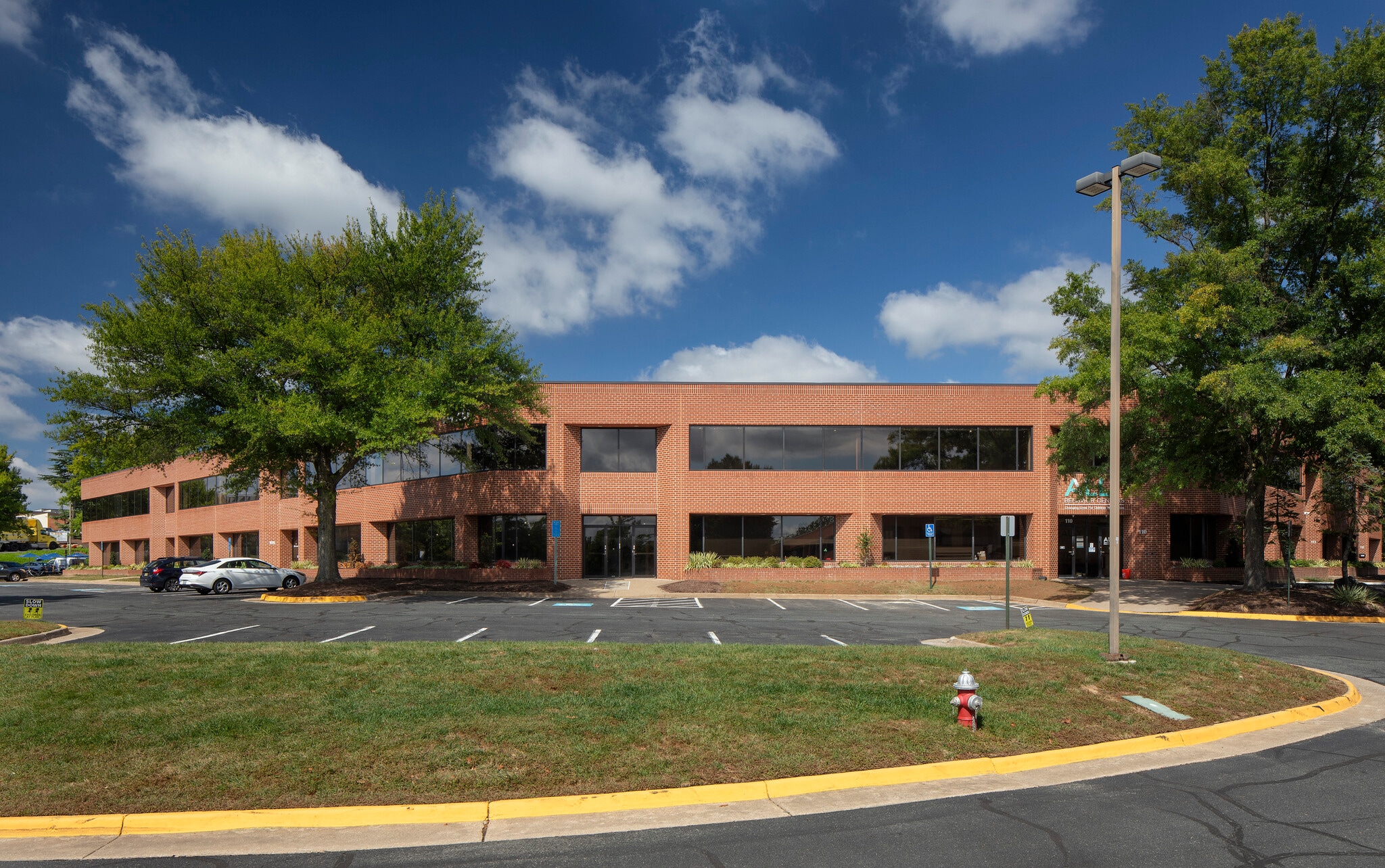 7420 Fullerton Rd, Springfield, VA for lease Primary Photo- Image 1 of 8