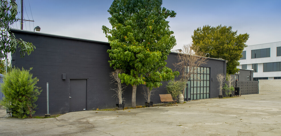 3641-3645 10th Ave, Los Angeles, CA for lease - Building Photo - Image 1 of 25