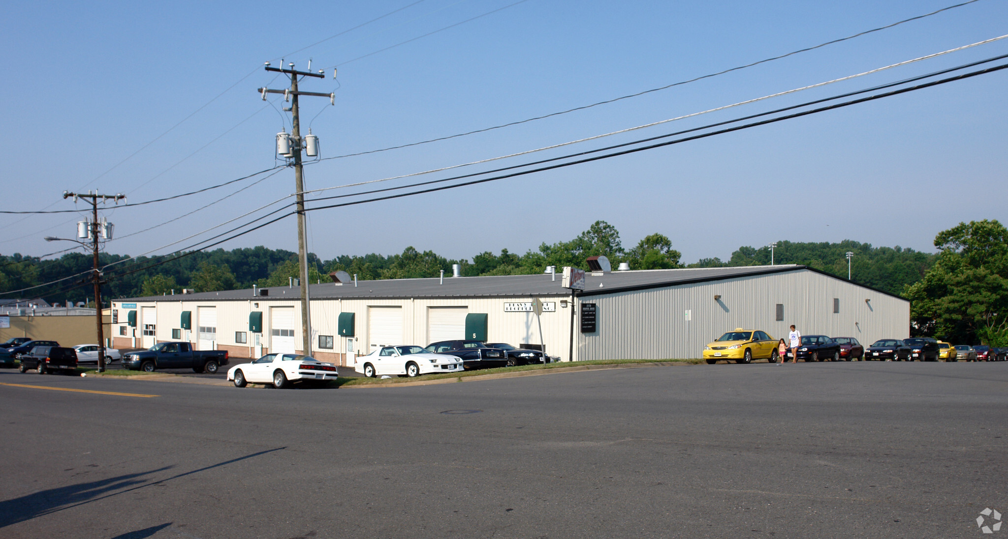 3170 Draper Dr, Fairfax, VA 22031 - Industrial for Lease | LoopNet