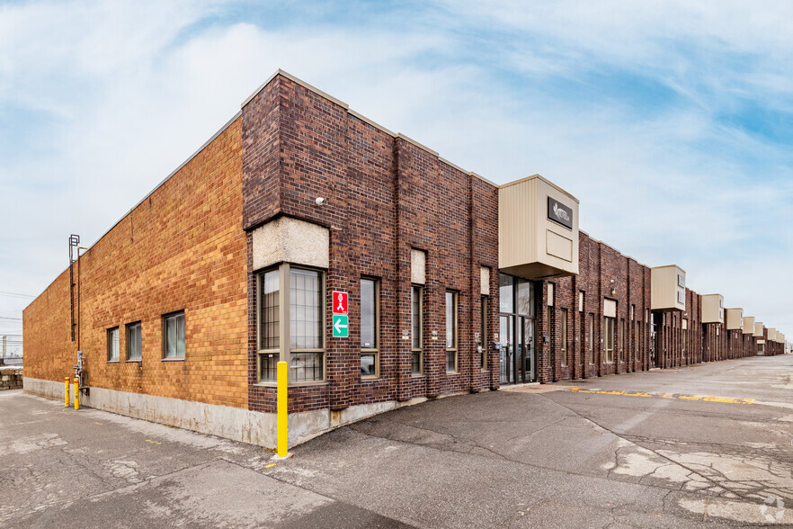 3420 Boul Thimens, Saint-Laurent, QC for lease - Building Photo - Image 1 of 5