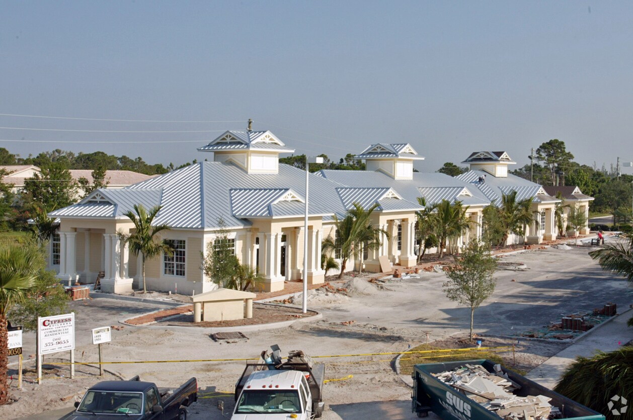 480 Maplewood Dr, Jupiter, FL 33458