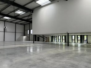 Avenue Louis Blériot, La Courneuve for lease Interior Photo- Image 2 of 5