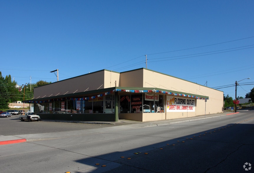 645 Callow Ave, Bremerton, WA for lease - Primary Photo - Image 1 of 2