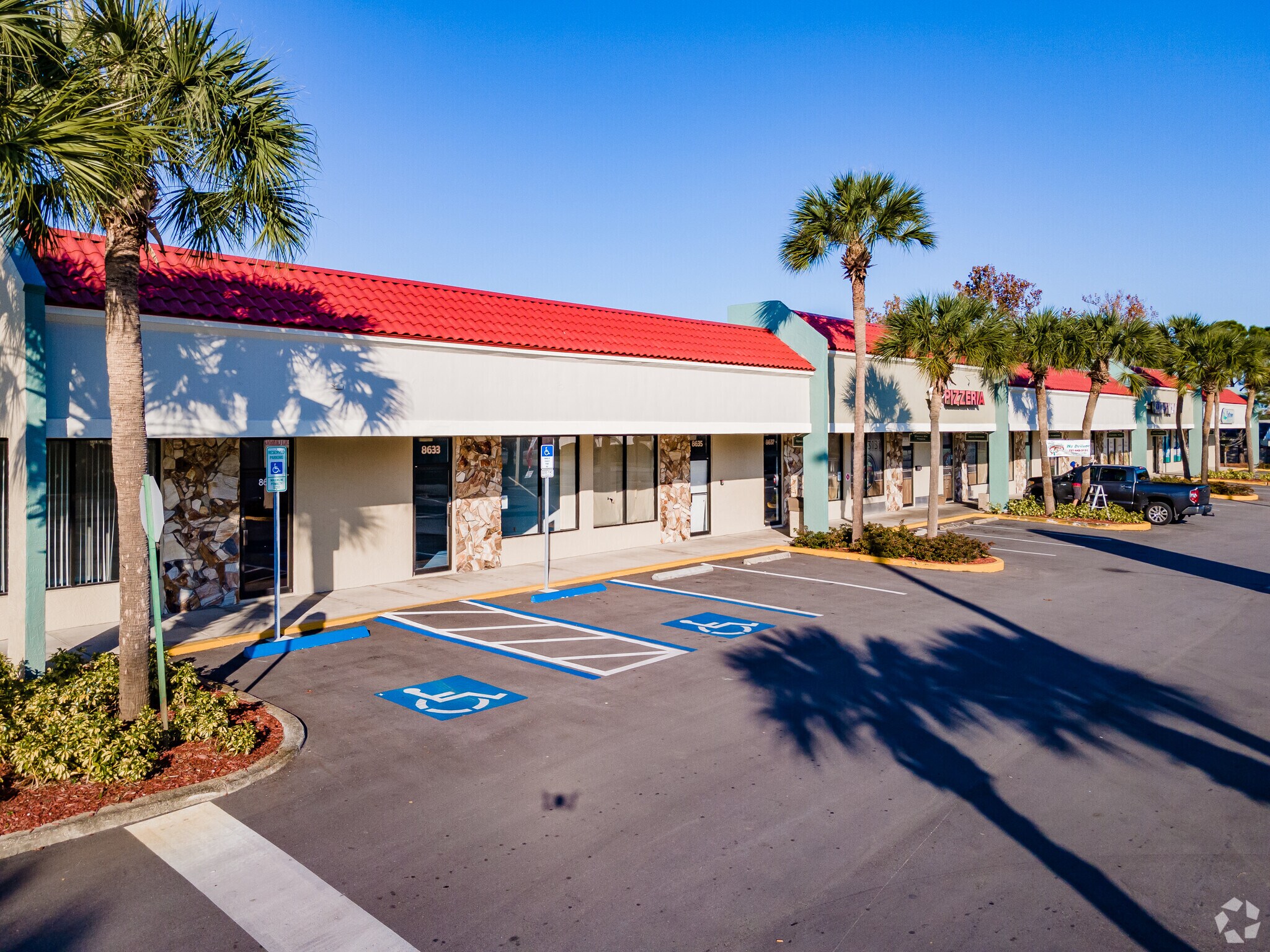 Nurxpublix Regency Crossing 52 - crl02up