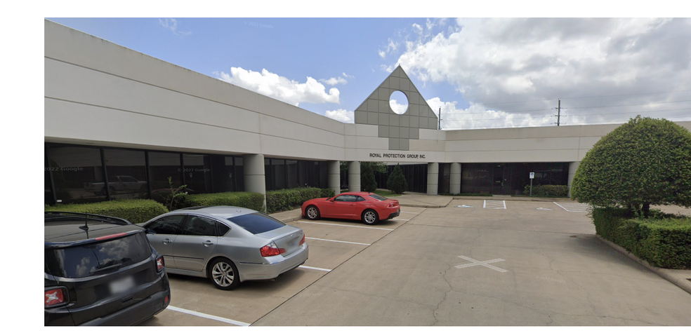 11001 S Wilcrest Dr, Houston, TX for lease - Building Photo - Image 1 of 8