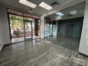 7730 E Greenway Rd, Scottsdale, AZ for lease Interior Photo- Image 1 of 4