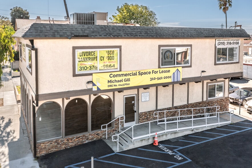 2706-2708 Artesia Blvd, Redondo Beach CA - Convenience Store