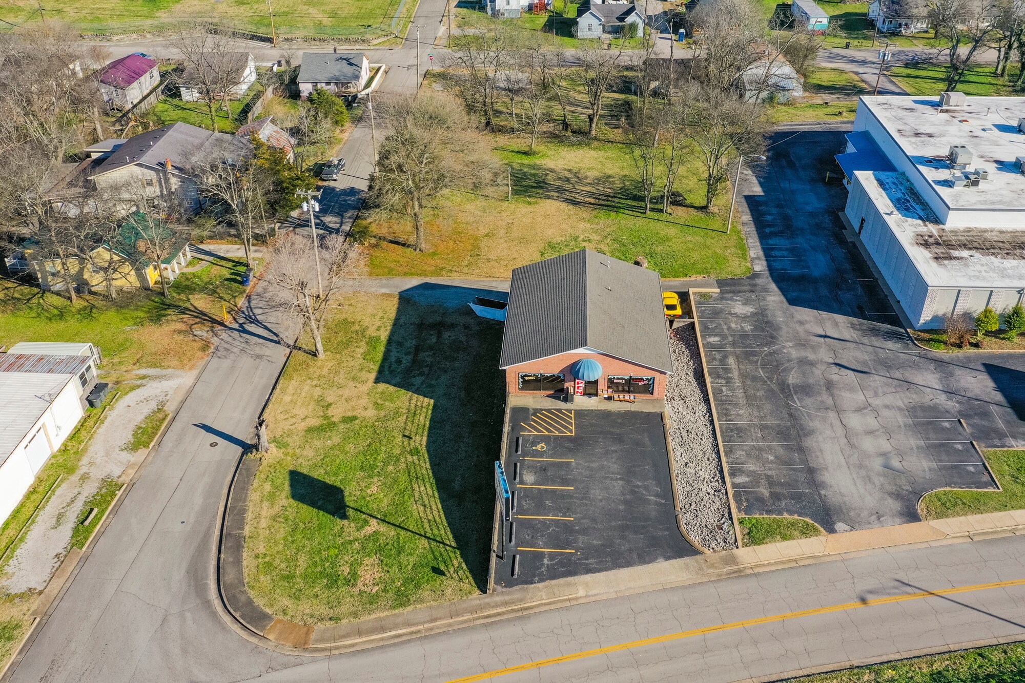 1113 S Main St, Columbia, TN 38401 Retail for Sale