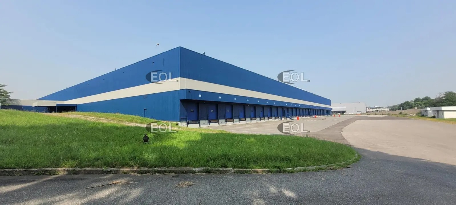 Industrial in Saint-Étienne for lease Building Photo- Image 1 of 10
