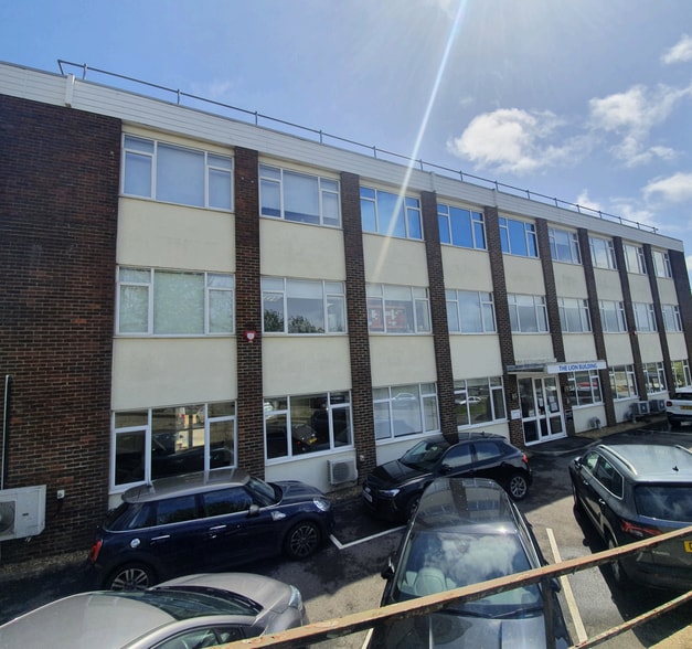 Crowhurst Rd, Brighton for lease - Building Photo - Image 1 of 3