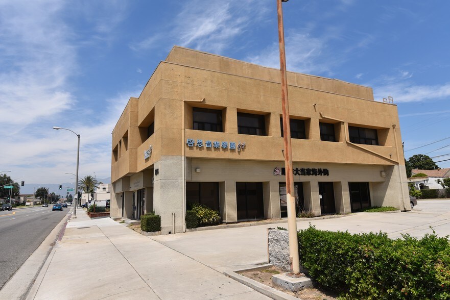 1216 S Garfield Ave, Alhambra, CA 91801