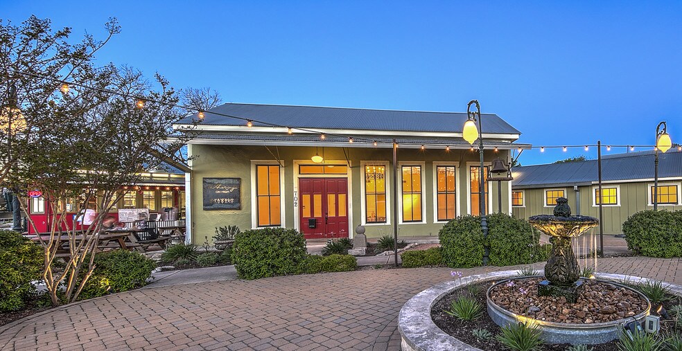 702 High St, Comfort, TX for sale - Other - Image 1 of 1