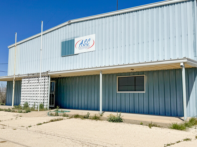 3310 NW Loop 338, Odessa, TX for lease - Building Photo - Image 1 of 35