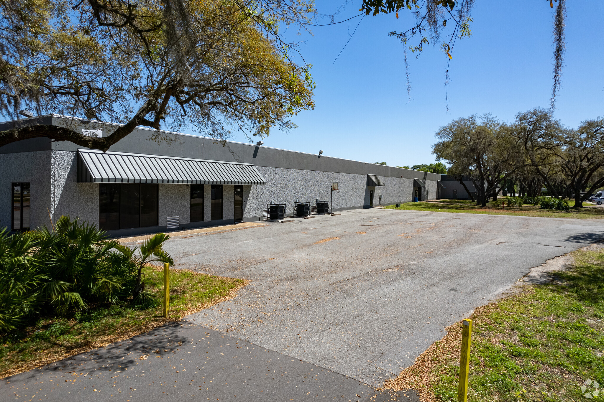 1901 S Poinciana Blvd, Kissimmee, FL for lease Primary Photo- Image 1 of 9