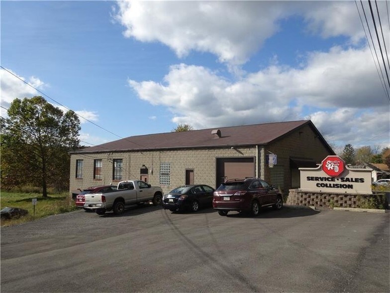 1236 Mars Evans City Rd, Mars, PA 16046