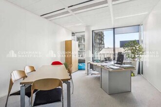 2-8 Rue Albert Einstein, Paris for lease Interior Photo- Image 2 of 5