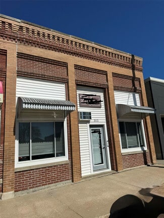 More details for 312 W Wood St, Urbana, IA - Flex for Sale