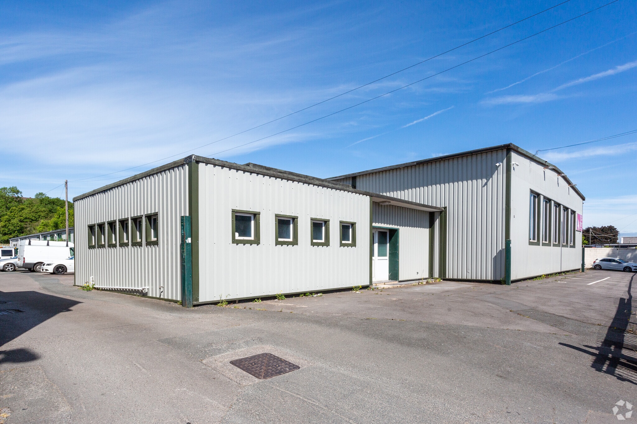 8 Vale Ln, Bristol for sale Primary Photo- Image 1 of 1