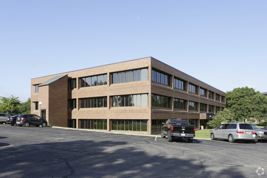 2100 SE Raybrook St, Grand Rapids, MI for sale - Primary Photo - Image 1 of 1