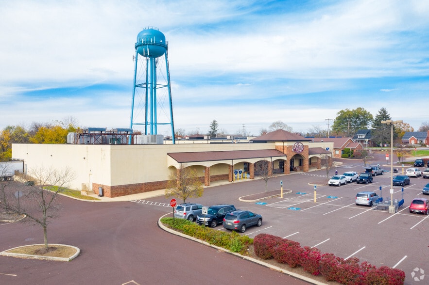 2186 & 2190 E High St portfolio of 2 properties for sale on LoopNet.com - Primary Photo - Image 2 of 2