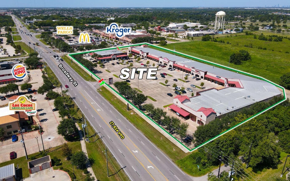 8201-8209 Broadway St, Pearland, TX for lease - Building Photo - Image 1 of 12