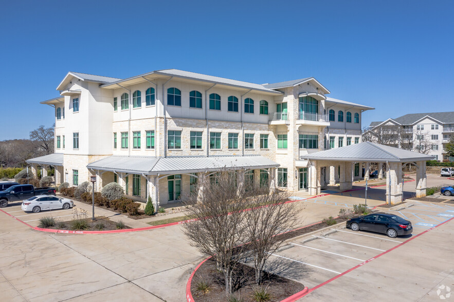 2800 Shoreline Dr, Denton, TX for lease - Building Photo - Image 1 of 7