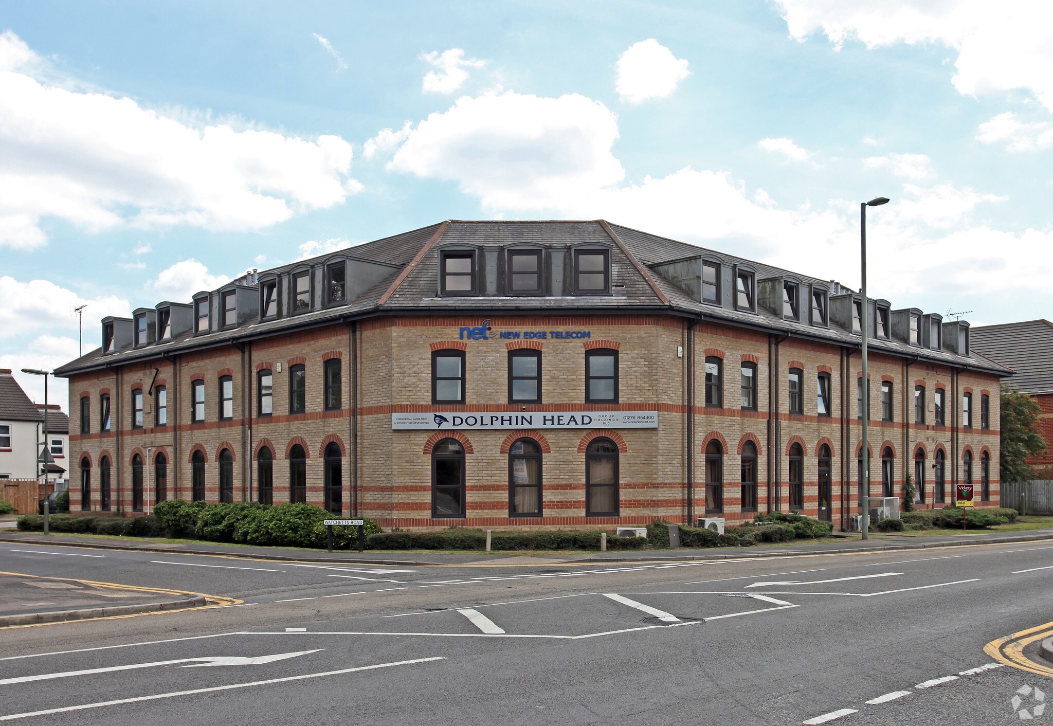 103 Frimley Rd, Camberley for lease Primary Photo- Image 1 of 4