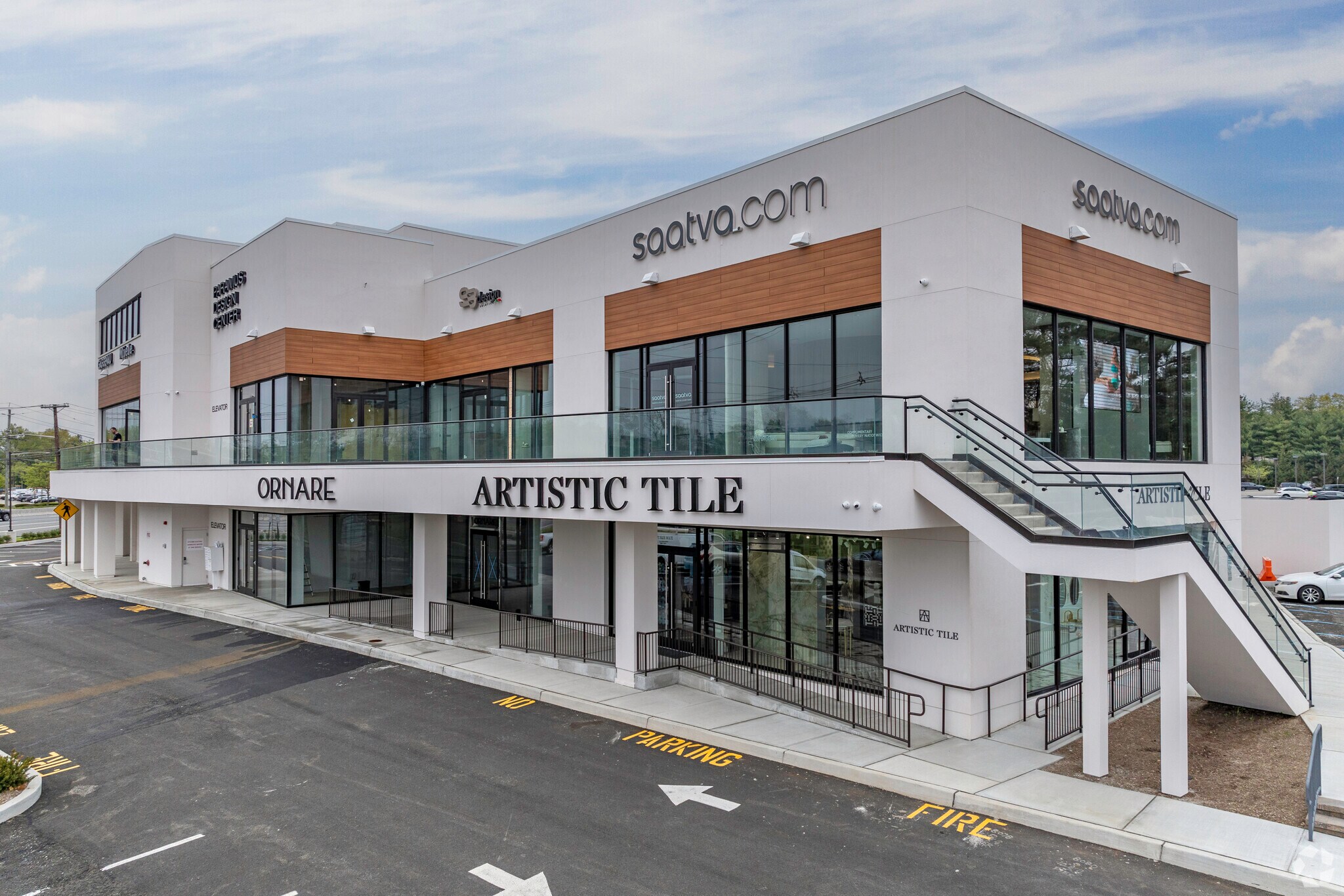 762 Rt 17 N, Paramus, NJ for lease Primary Photo- Image 1 of 6