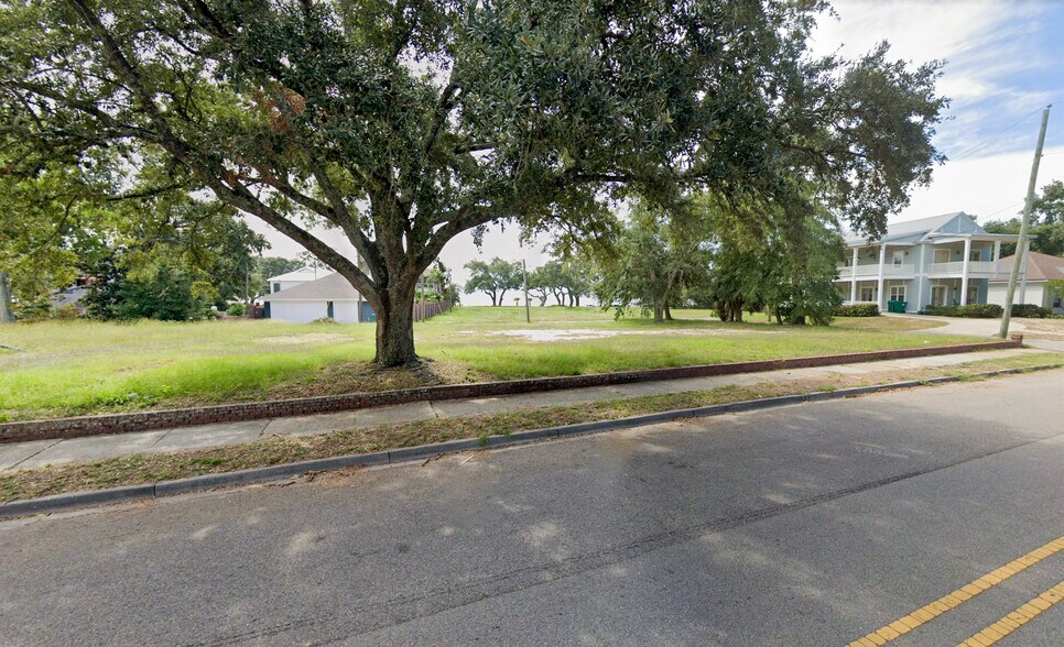627 2nd st, Gulfport, MS 39501 Dream Home Opportunity on 2nd St