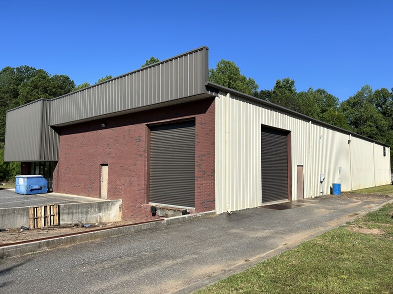 145 Auburn Park Dr, Auburn, GA for lease - Building Photo - Image 1 of 20