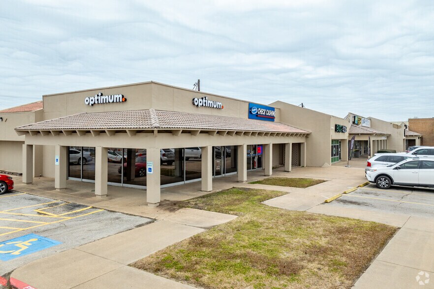 1404-1444 W Moore Ave, Terrell, TX for sale - Primary Photo - Image 1 of 1