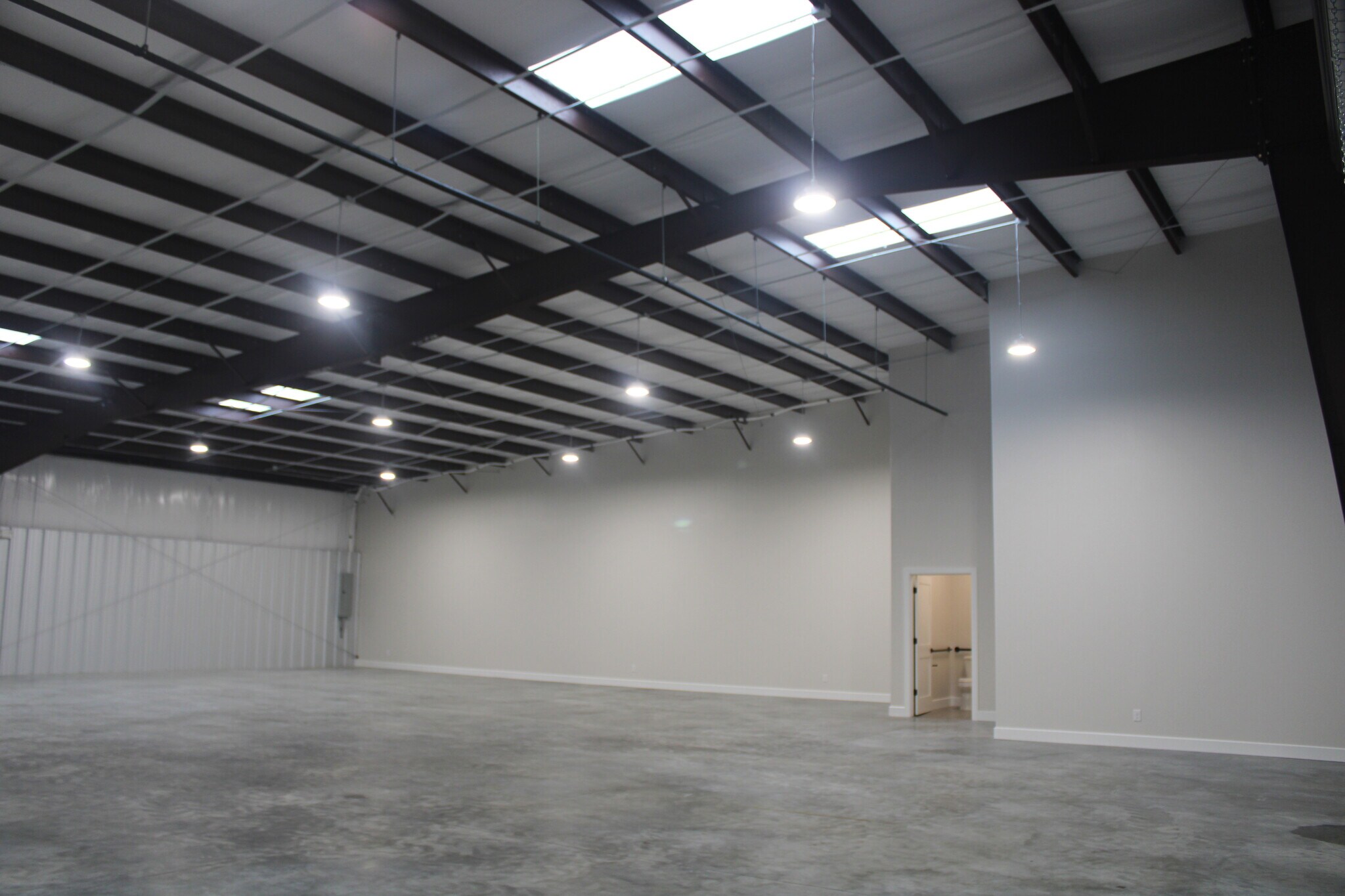 21631 Rhodes Rd, Spring, TX 77388 - Rhodes Meadow Business Park | LoopNet