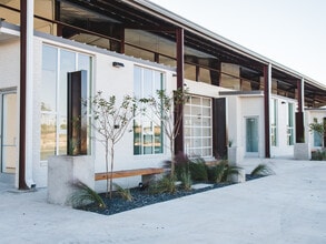 1019 S Heatherwilde Blvd, Pflugerville, TX for lease Interior Photo- Image 1 of 8