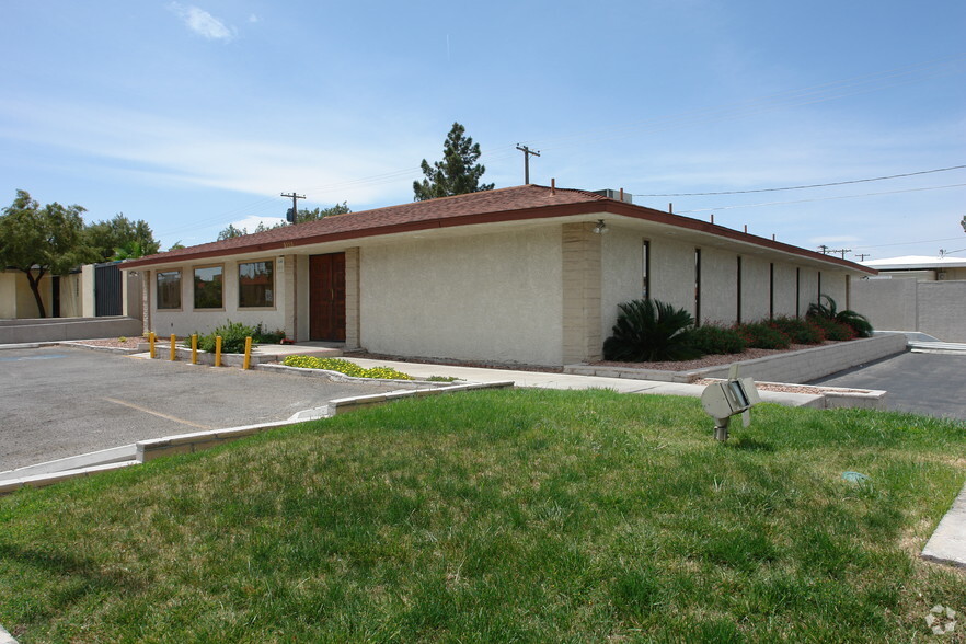 3115 S Eastern Ave, Las Vegas, NV for sale - Building Photo - Image 1 of 44