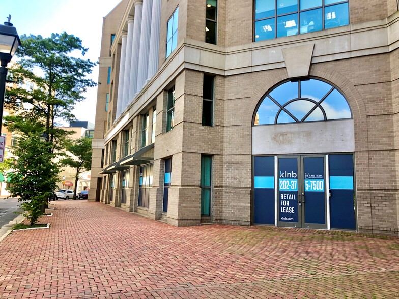 1650 King St, Alexandria, VA for lease - Building Photo - Image 2 of 7