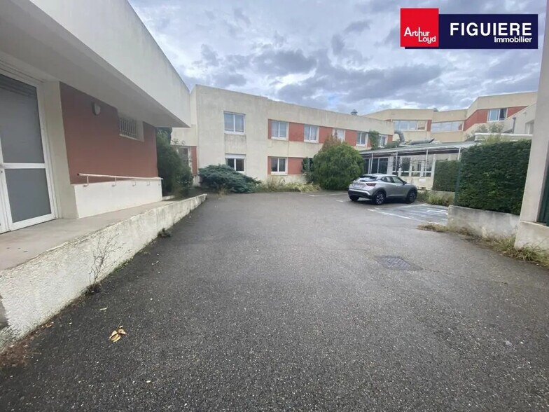 Office in Salon-de-Provence for sale - Building Photo - Image 3 of 22