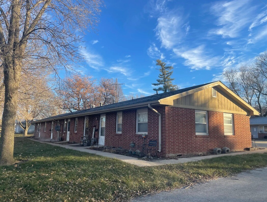 1106-1108 Elm St, Rolfe, IA for sale Primary Photo- Image 1 of 1
