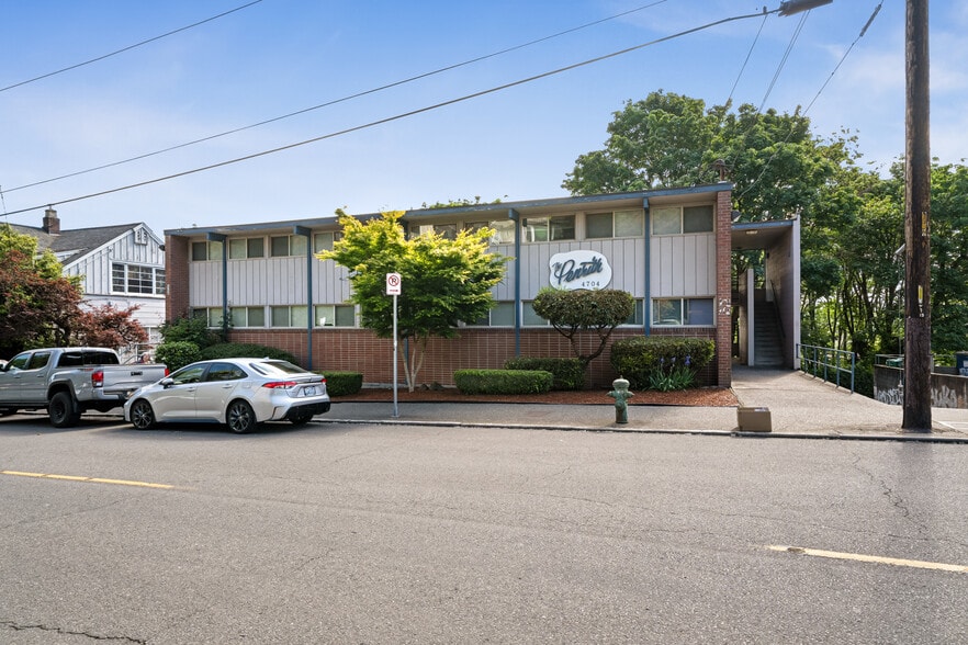 4704-4708 22nd Ave NE, Seattle, WA for sale - Building Photo - Image 1 of 11
