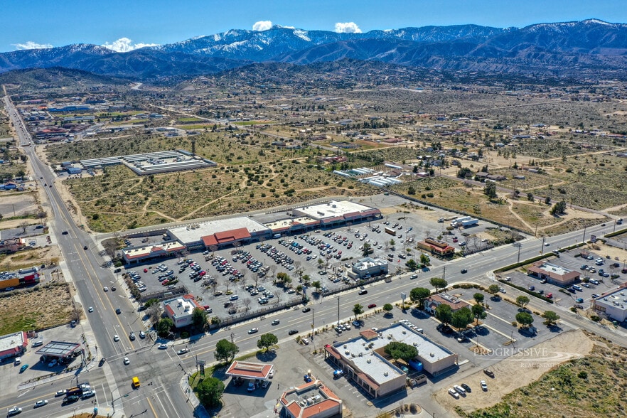 4013-4083 Phelan Rd, Phelan, CA for lease - Building Photo - Image 1 of 4