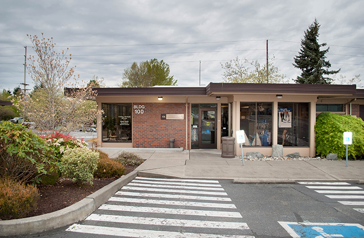 4300 Talbot Rd S, Renton, WA for lease - Building Photo - Image 1 of 17