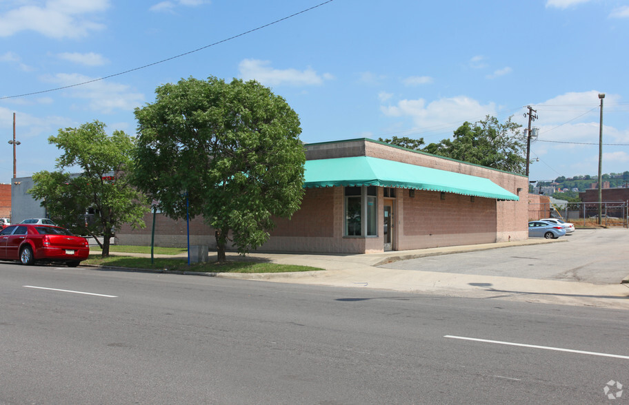 2313 4th Ave S, Birmingham, AL for lease - Building Photo - Image 2 of 7