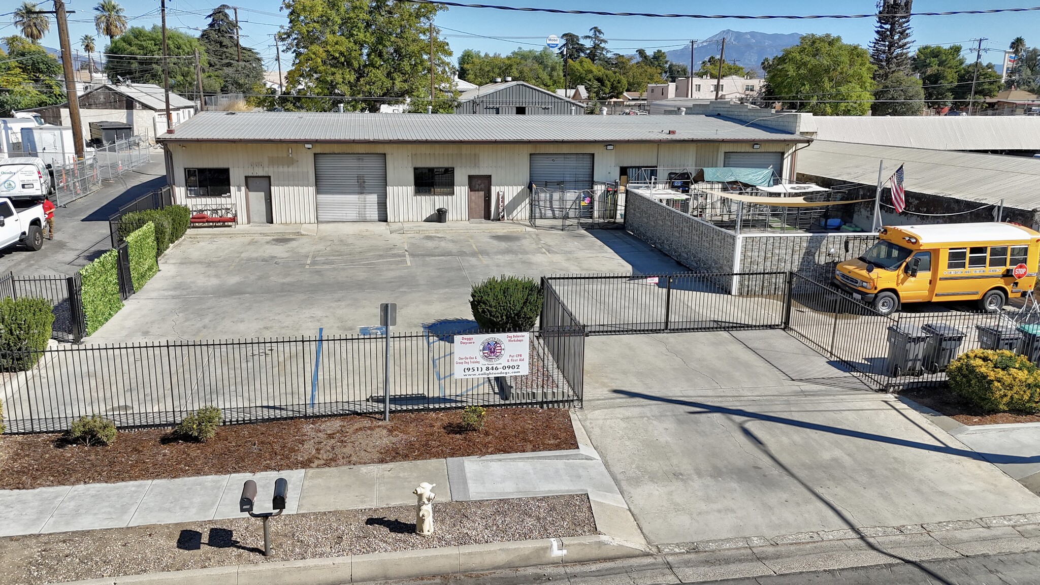 552-558 N California Ave, Beaumont, CA for lease Building Photo- Image 1 of 8