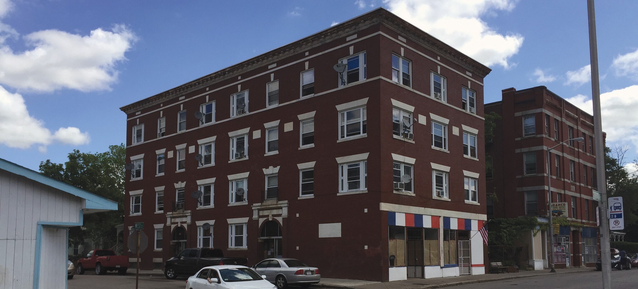 203 Pleasant St, Worcester, MA for sale Primary Photo- Image 1 of 1